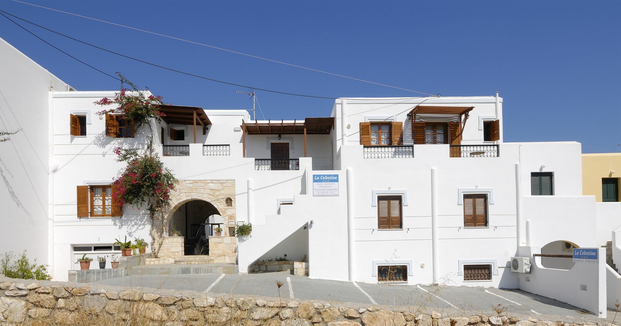 La Celestina Apartments Náousa Exterior photo