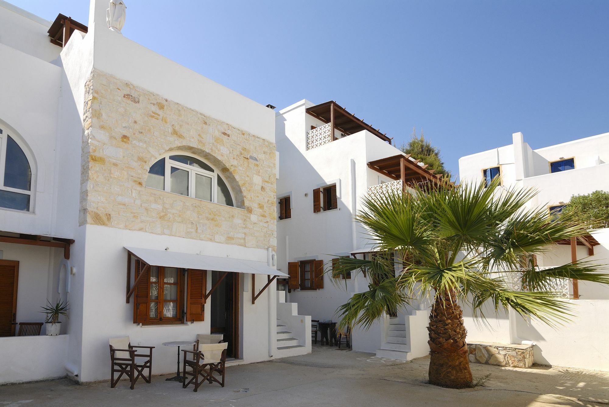 La Celestina Apartments Náousa Exterior photo